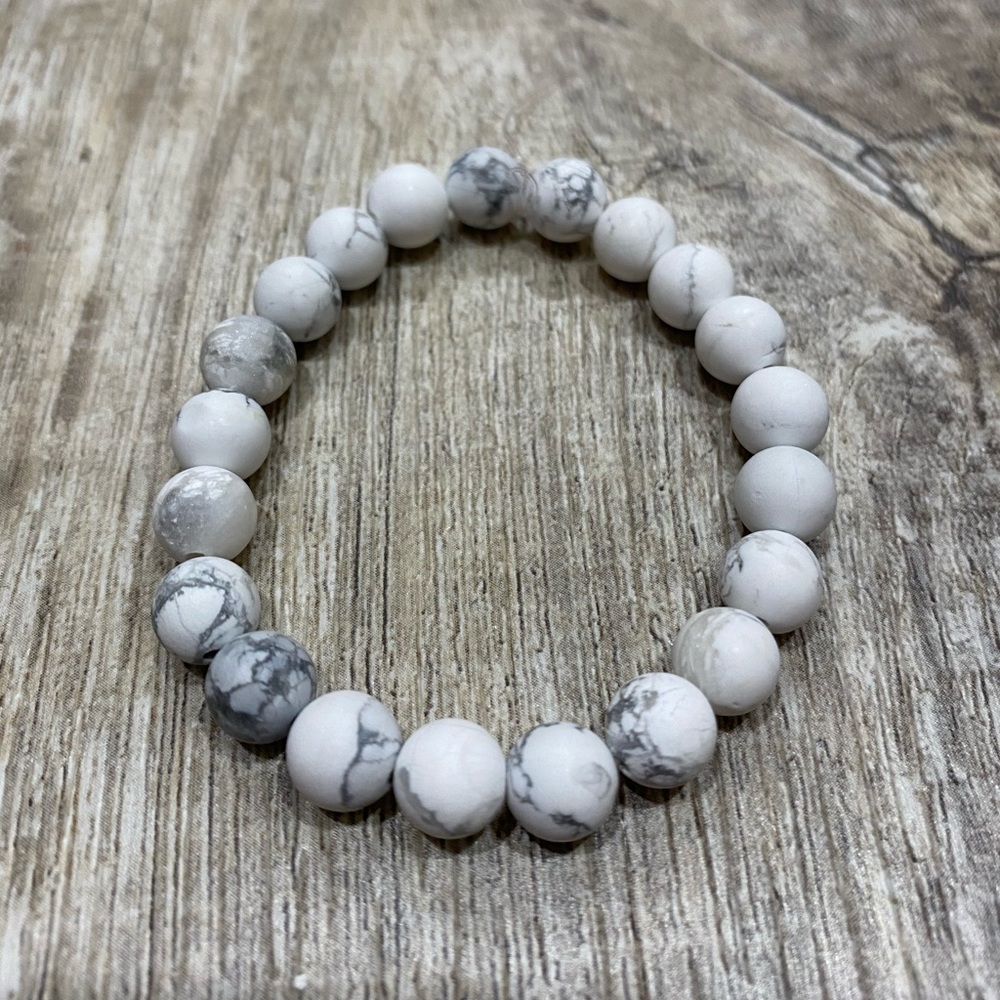 Handmade Howlite Beaded Bracelet